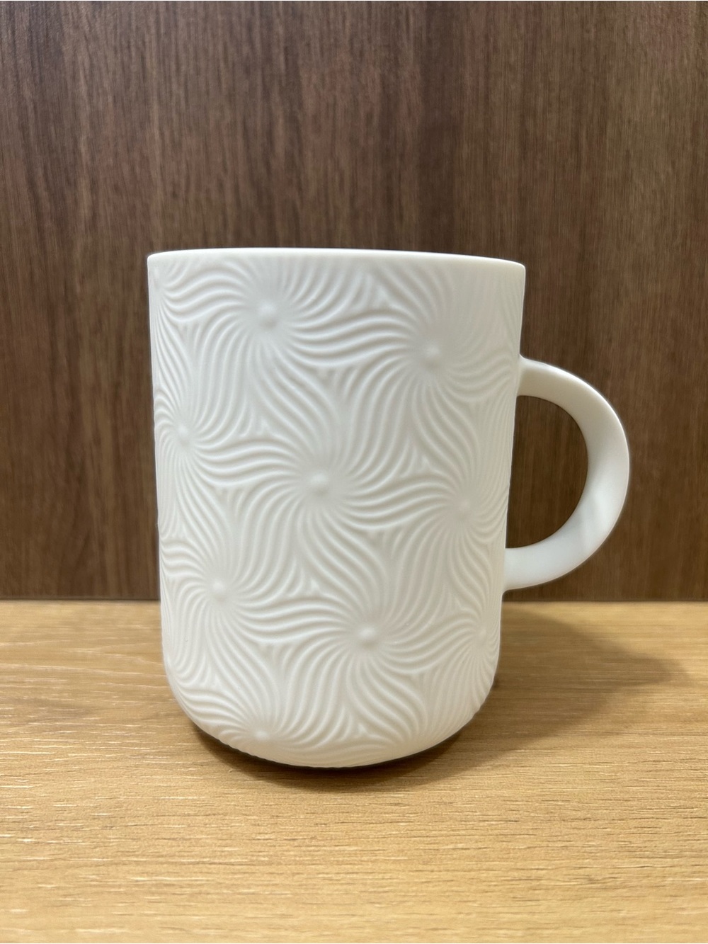 Nespresso Advent Calendar White Vertuo Coffee Mug Porcelain Limited Edition 2025